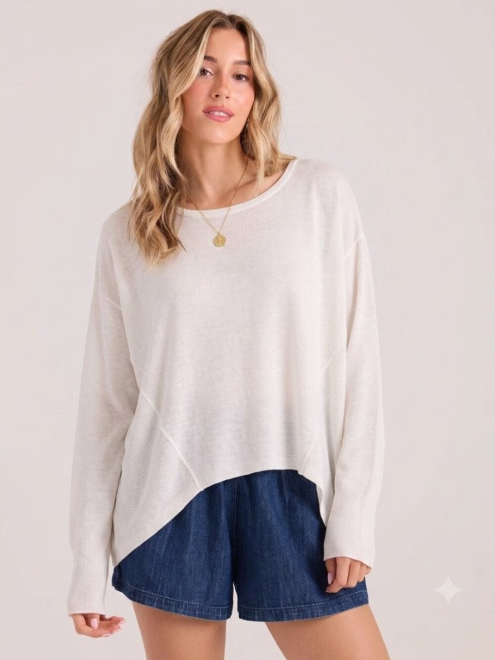 Mossimo White Oversized Drop-Shoulder Pullover Sweater Size Medium